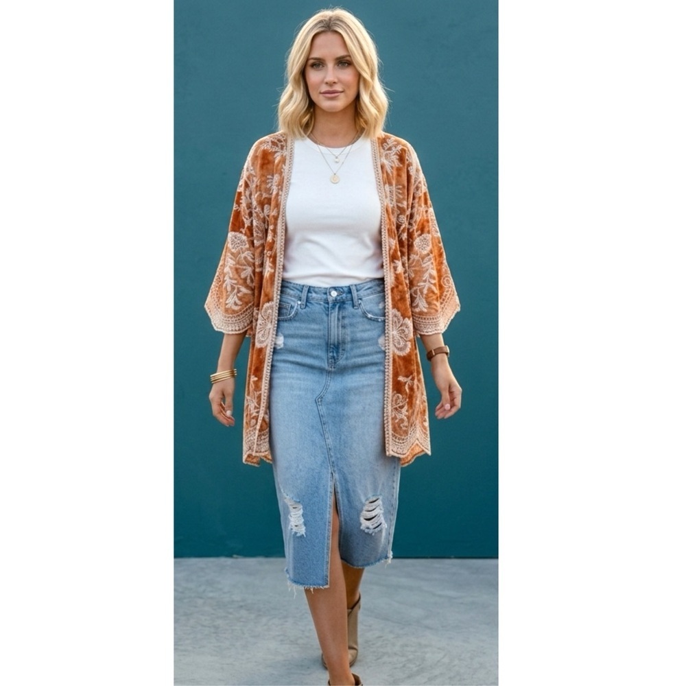East Coast Bella Boho Embroidered Kimono Top Cover Up Layering Piece One Size